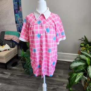 Vintage 1970's Hot Pink & White Polyknit Smock Top with Blue Hibiscus Print